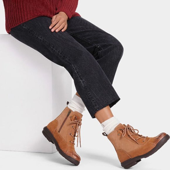 🎁 UGG Women's Hapsburg Duck Fashion Boot - Picture 1 of 11